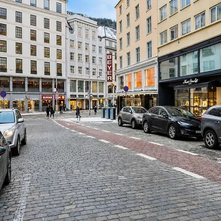 The Sovereign - Cmg2b * Bergen